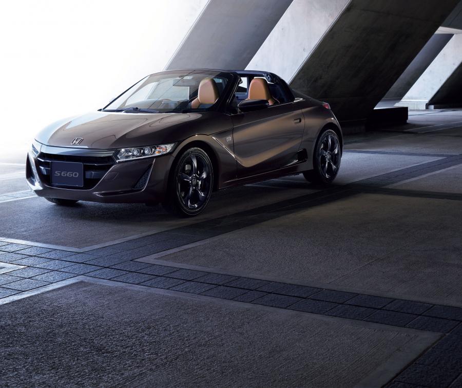  Honda S660 Bruno Leather Edition 2017 года  (фото 6 из 7)